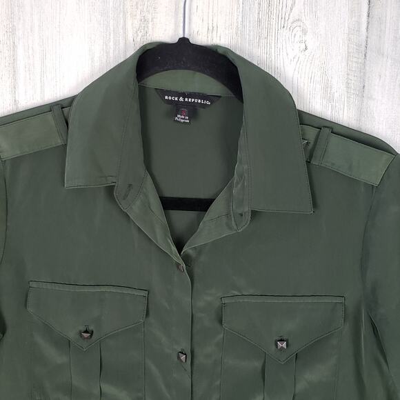 Rock & Republic Silky Dark Green Long Sleeve Button Down Top Women's Size Small - Picture 2 of 12